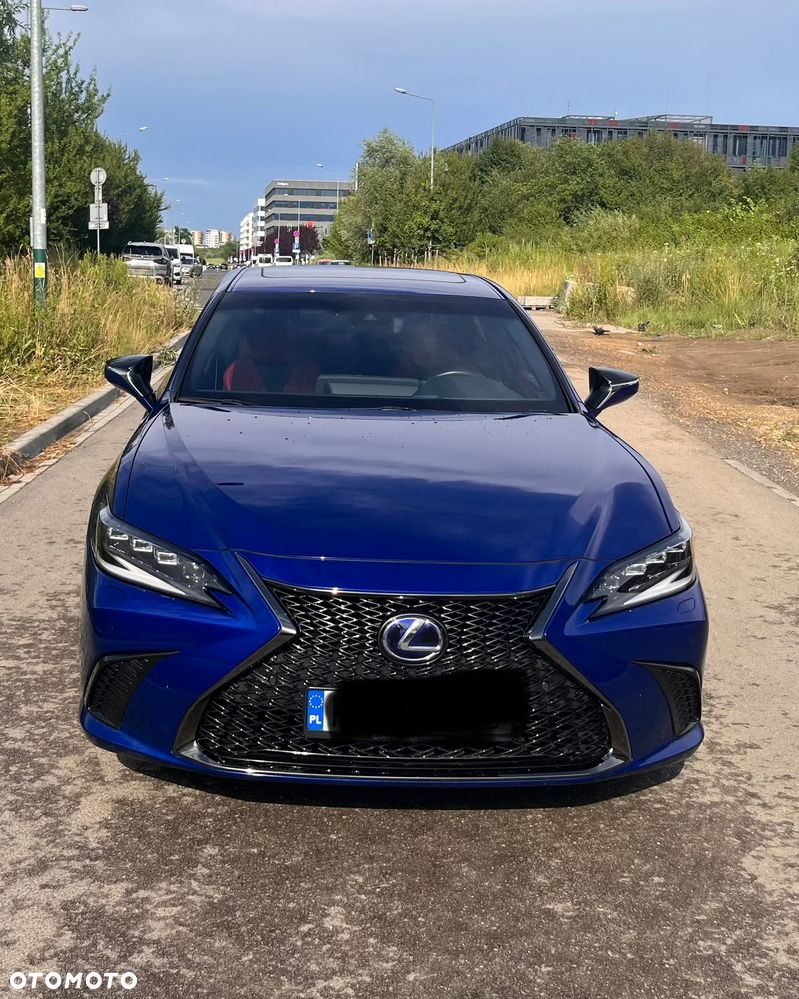 Lexus ES 300h F Sport - 6