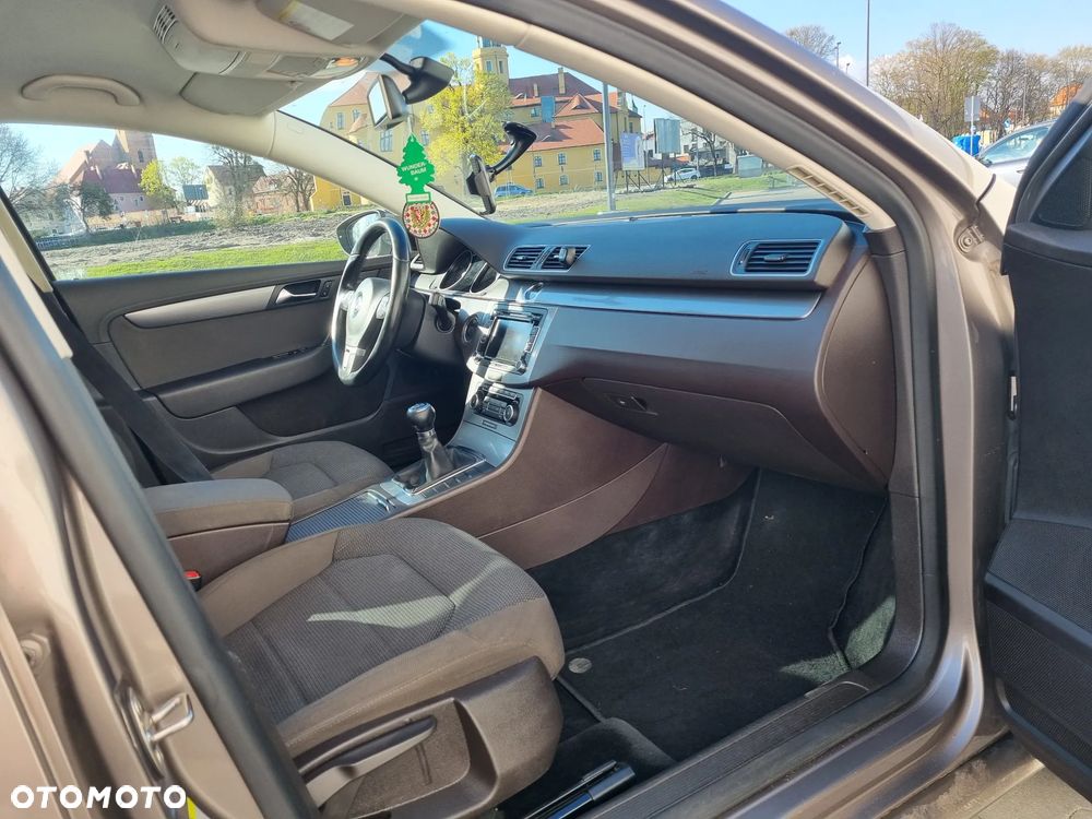 Volkswagen Passat 1.4 TSI Comfortline - 7