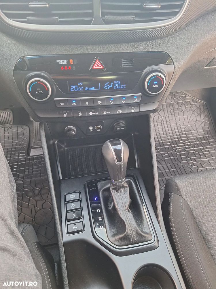 Hyundai Tucson 1.6 T-GDi 4WD 7DCT Style - 26