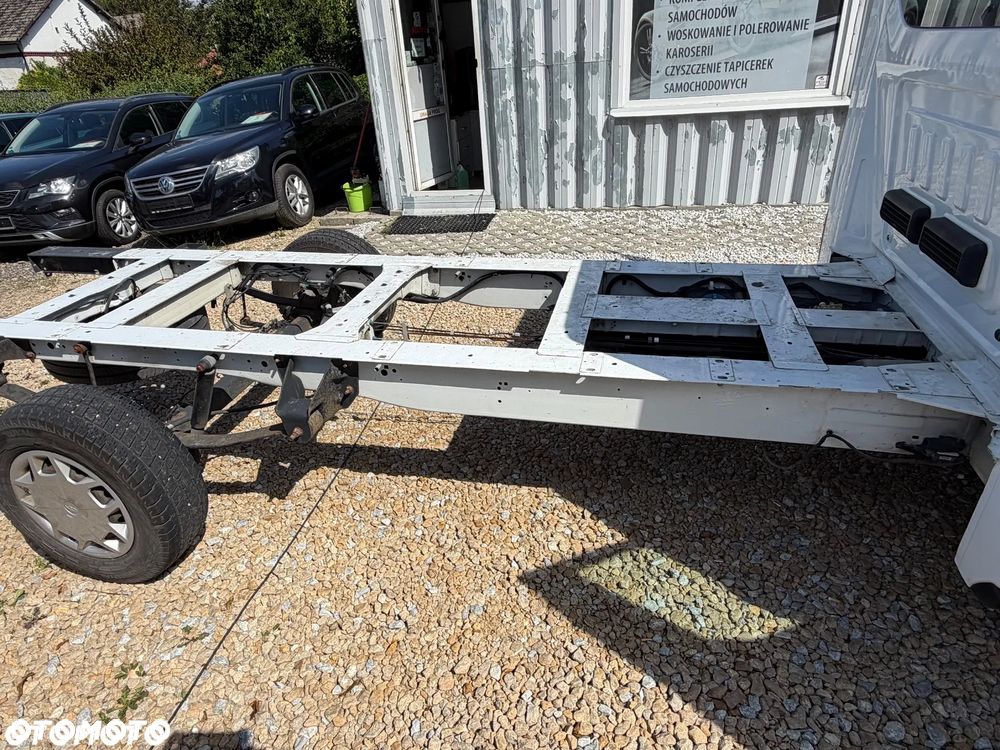 Ford Transit - 11