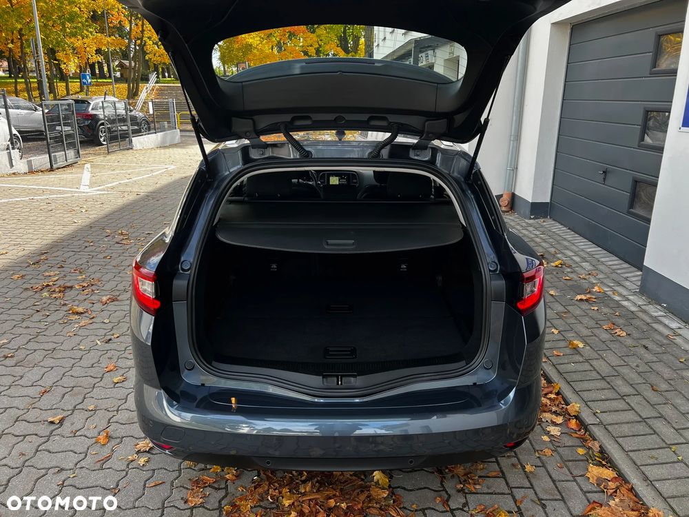 Renault Megane Grandtour TCe 140 GPF BUSINESS EDITION - 13