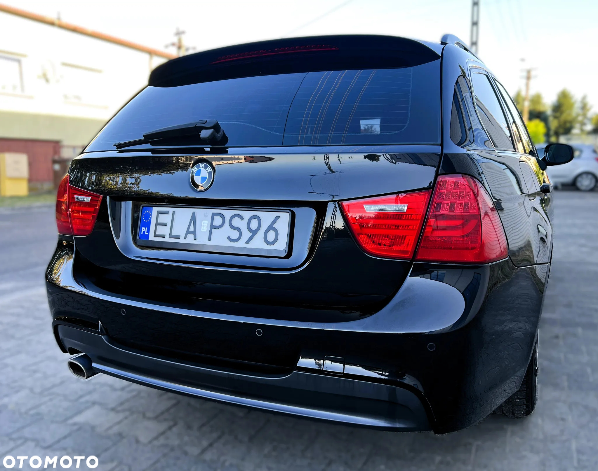 BMW Seria 3 318d DPF Touring Edition Sport - 14