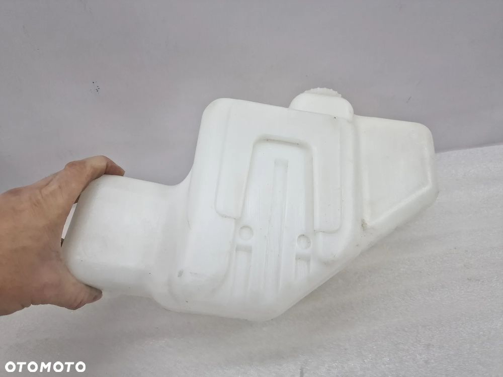 SKODA FABIA I II / SEAT IBIZA 3 III / VW POLO IV 02- ZBIORNICZEK SPRYSKIWACZY , NR 6Q0955453 , NR AUKCJI ZS18 - 4