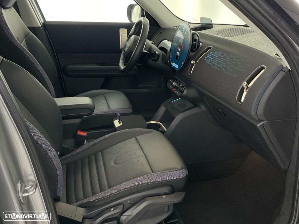 MINI Countryman D Classic - 23