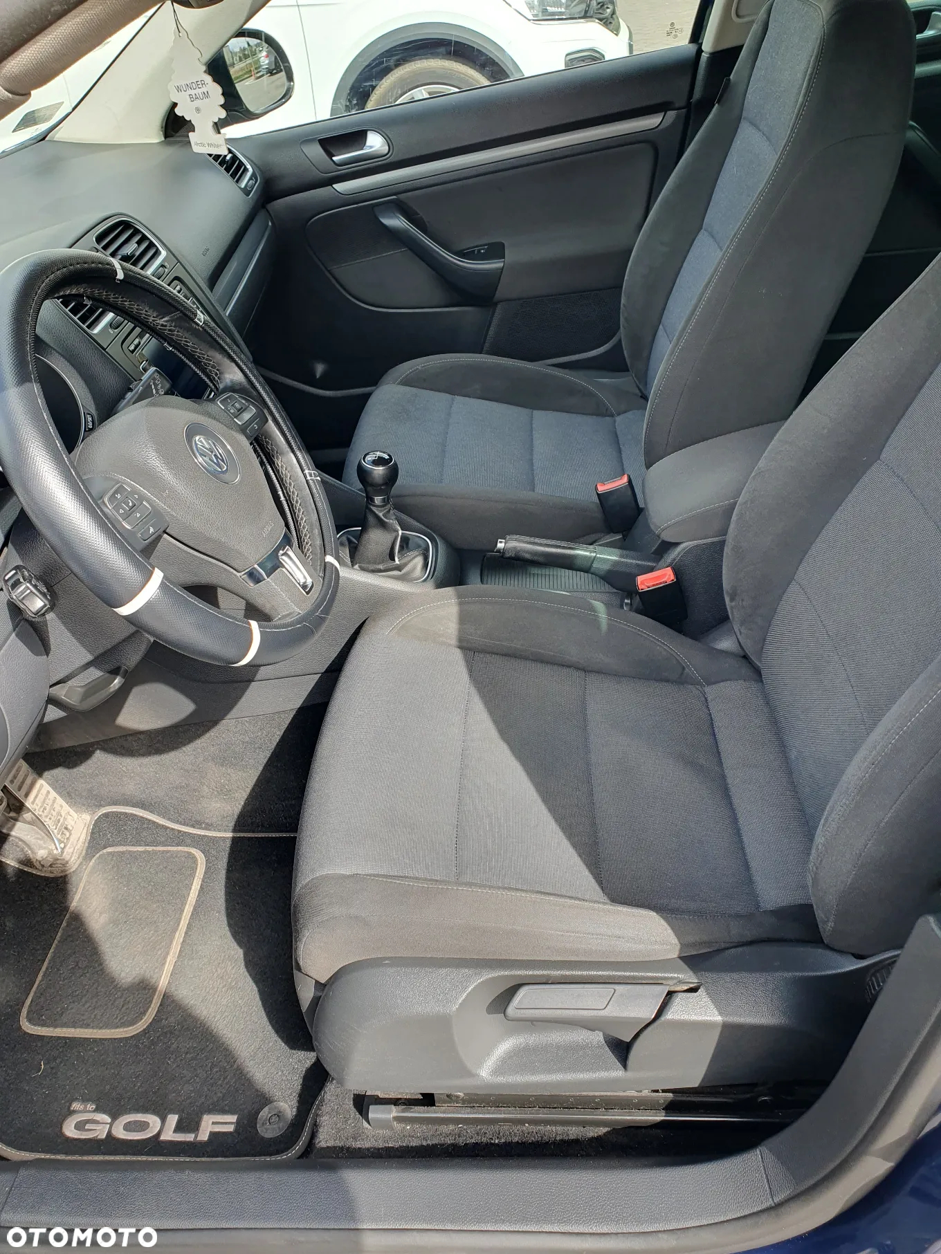 Volkswagen Golf Variant 2.0 TDI DPF Style - 25