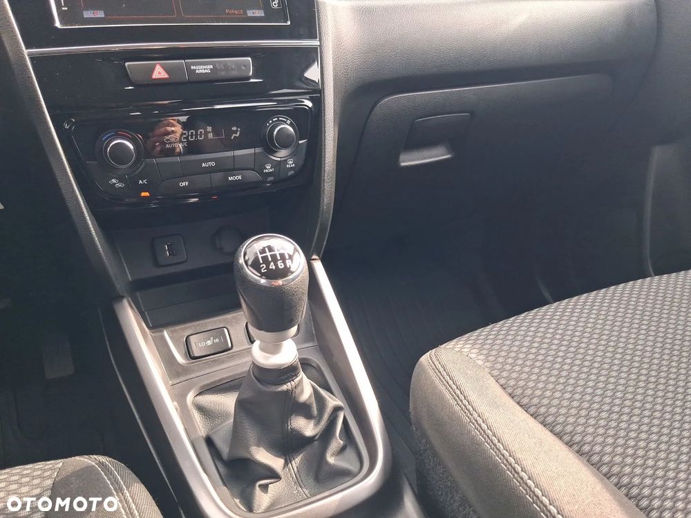 Suzuki Vitara 1.4 Boosterjet SHVS Premium 2WD - 27