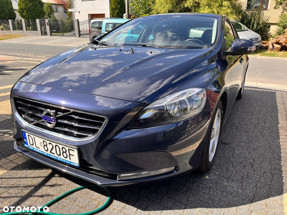 Volvo V40 D2 Momentum - 3