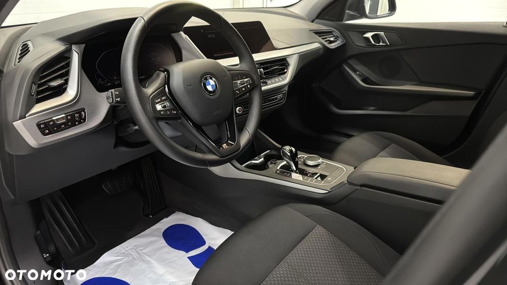 BMW Seria 1 118i Advantage - 11