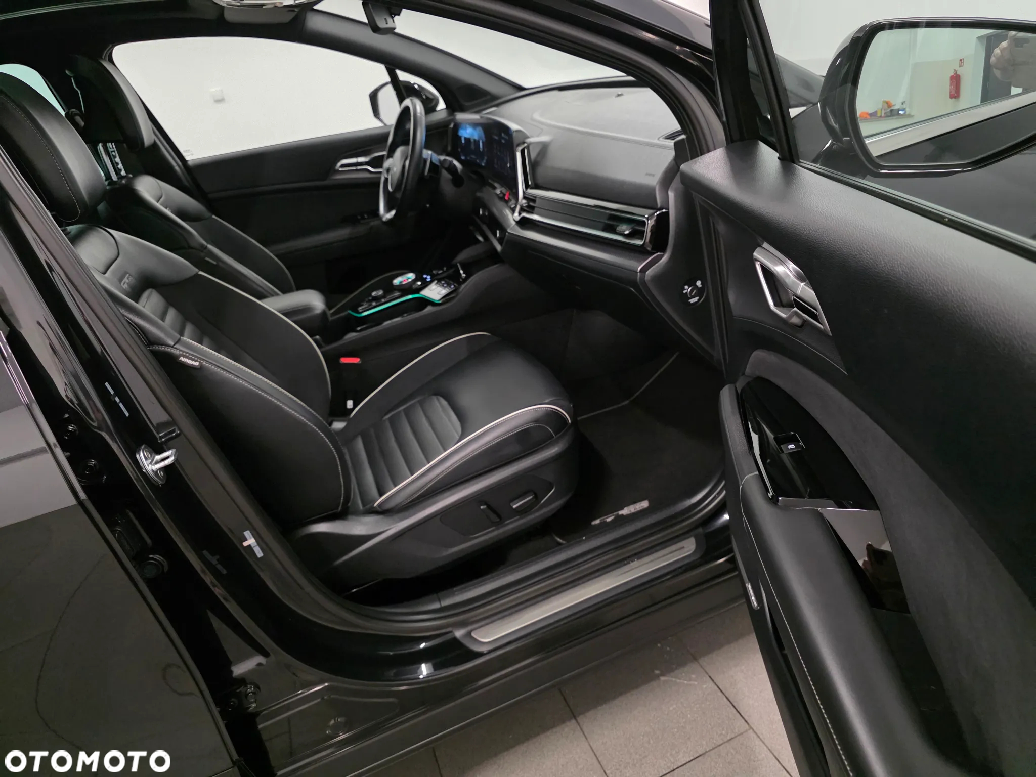 Kia Sportage 1.6 CRDI AWD Eco-Dynamics+ (48V M-H) DCT GT-Line - 33