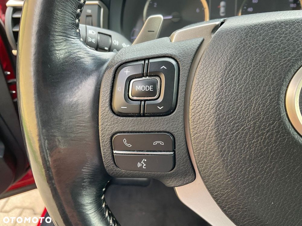 Lexus IS 200t Elegance - 22