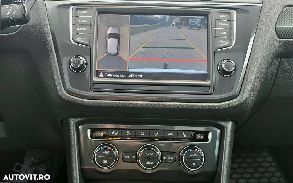 Volkswagen Tiguan 2.0 TDI SCR 4MOTION DSG Offroad - 38