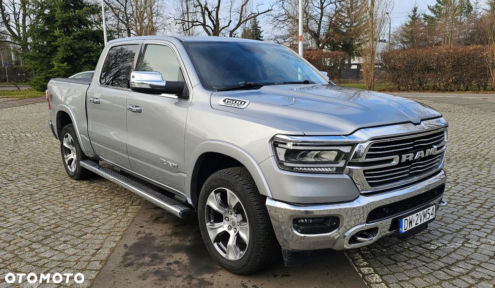 RAM 1500 5.7 Crew Cab Laramie - 16