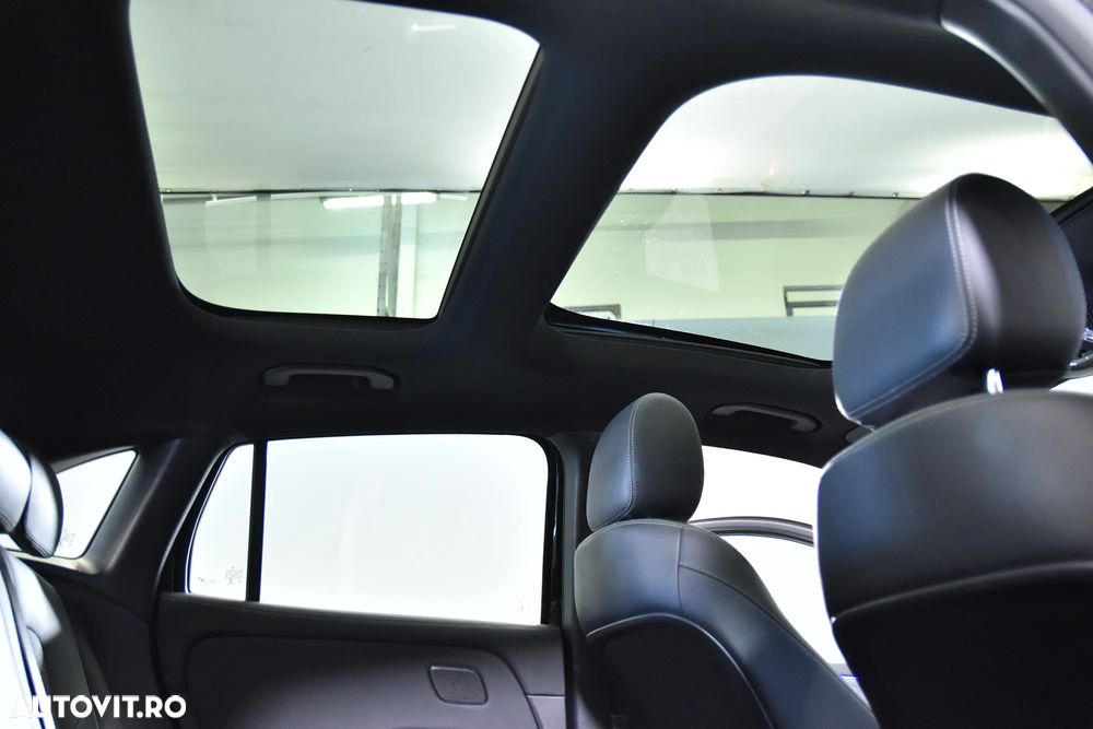 Mercedes-Benz GLA 250 e - 24