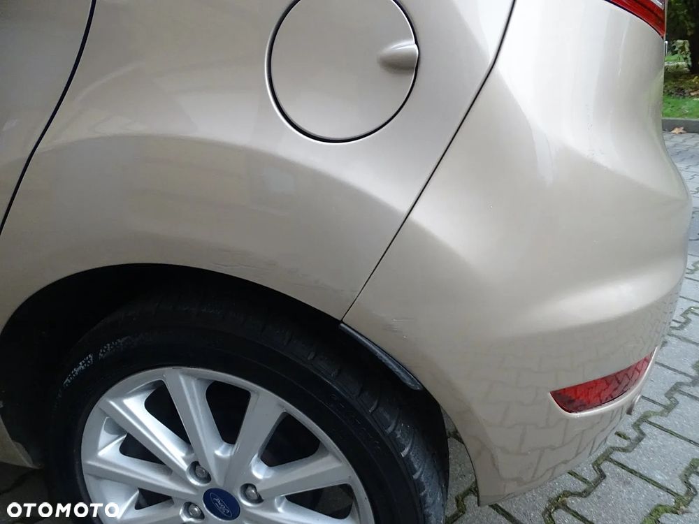 Ford Fiesta 1.0 EcoBoost Powershift Titanium - 29