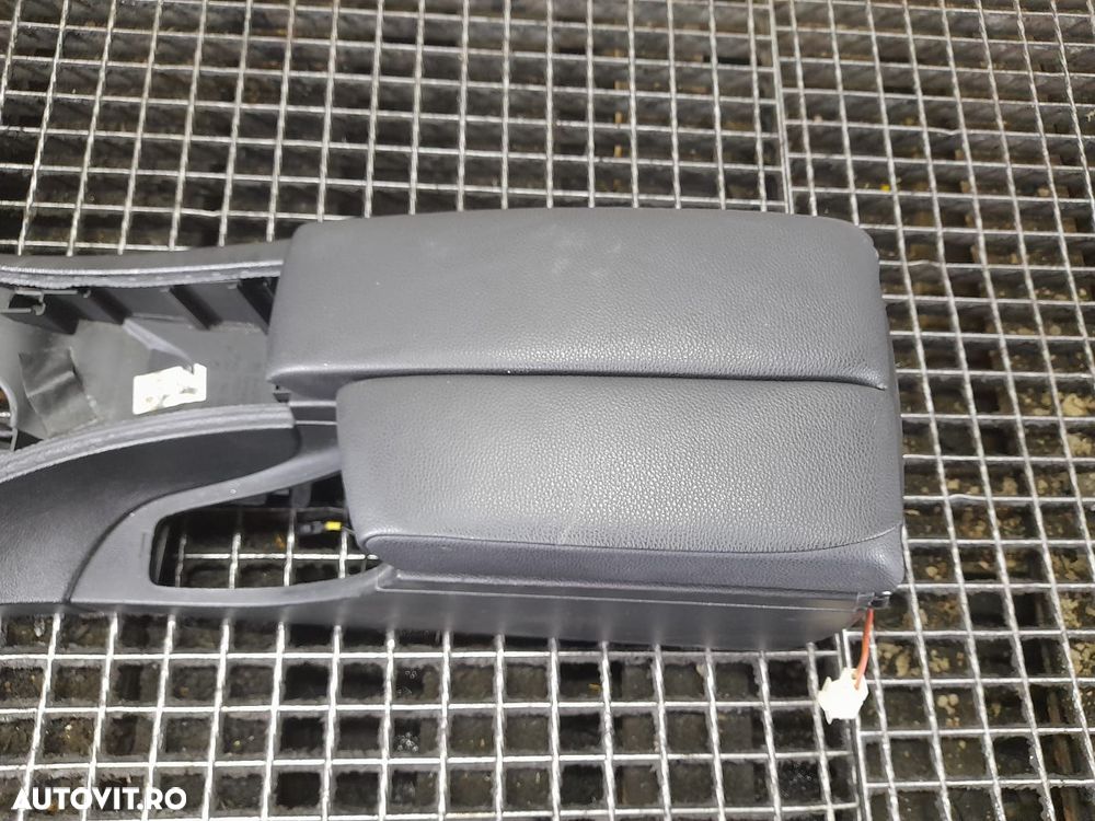 Consola centrala cotiera 51167075357 BMW Seria 3 E91 [2004 - 2010] 2. - 5
