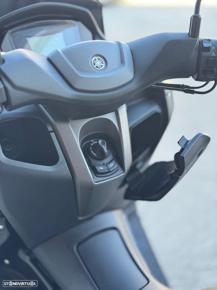 Yamaha NMAX ABS - 9