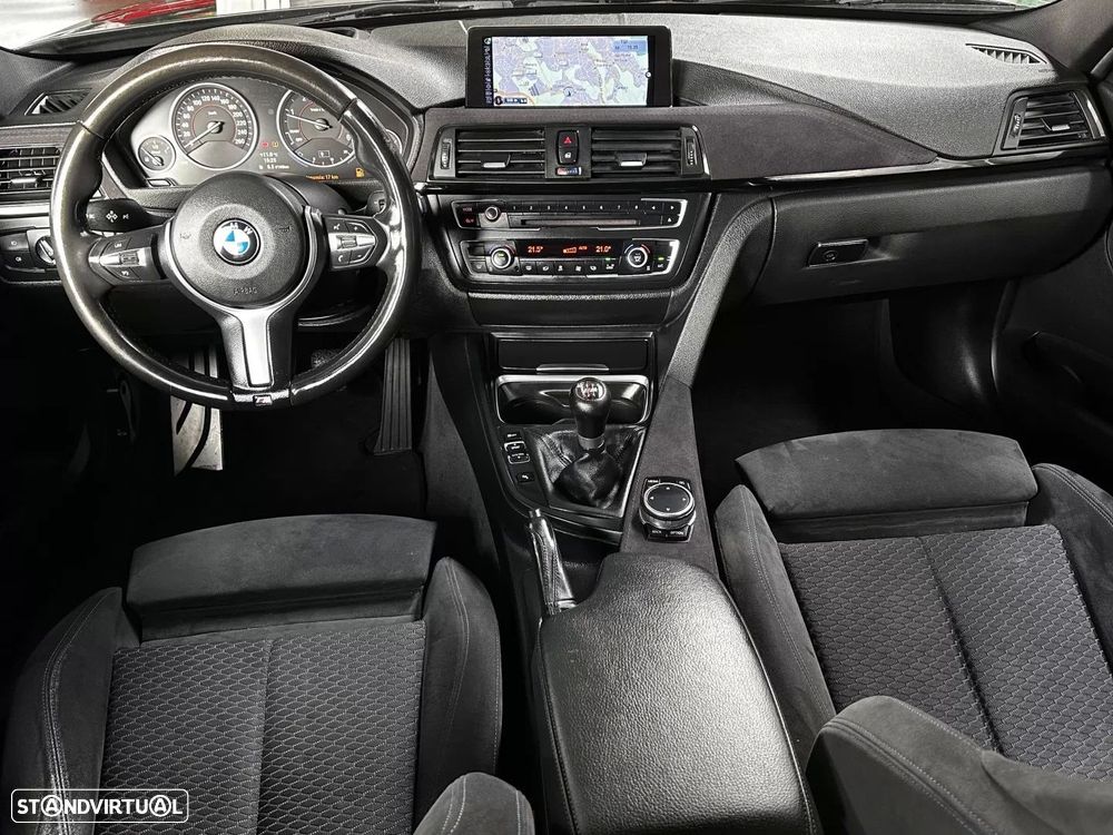 BMW 318 d Pack M - 38