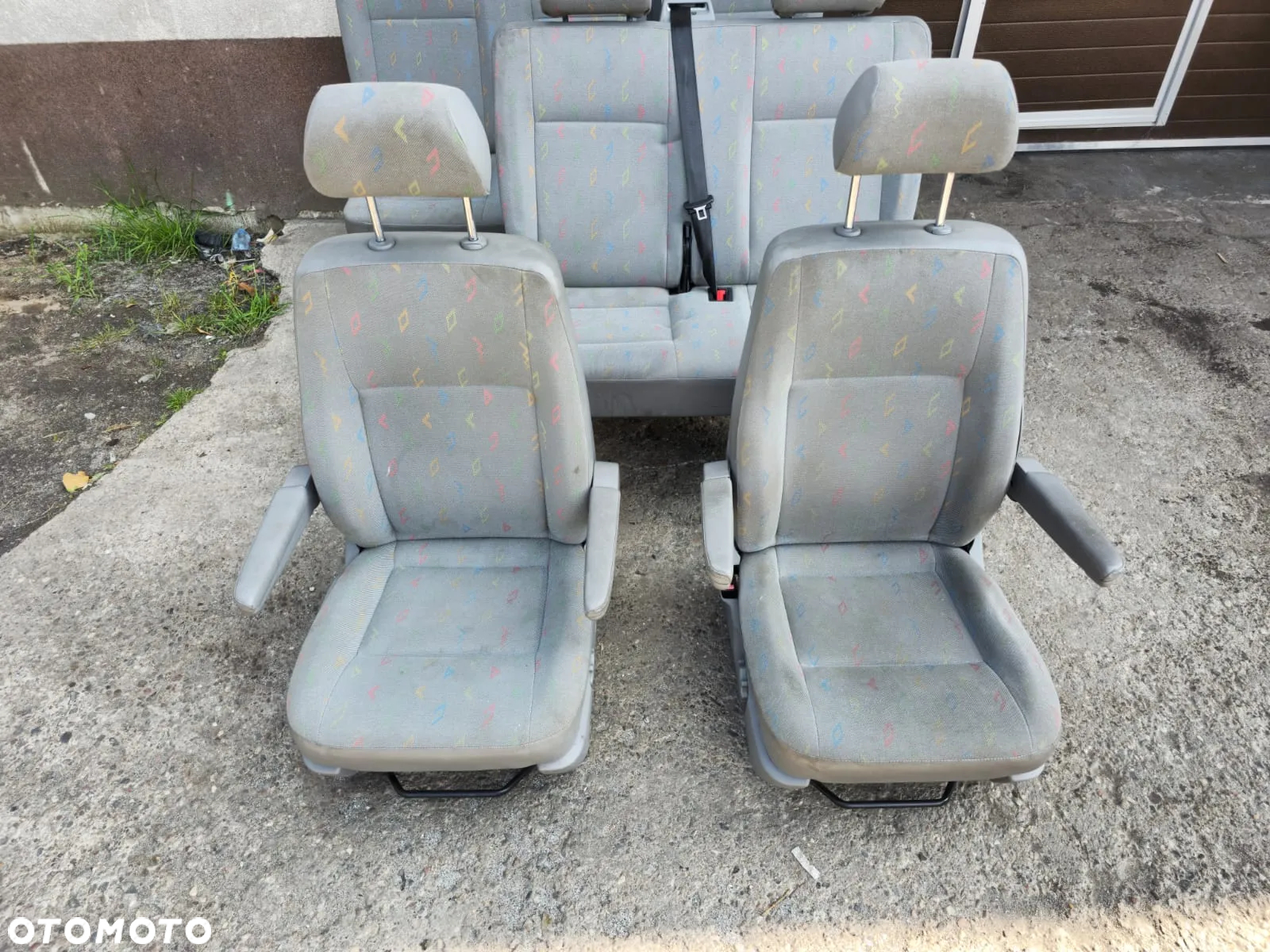 INKA Fotele  grzane kanapa 7os. VW T5 transporter czesci - 2