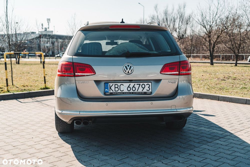 Volkswagen Passat 2.0 TDI Comfortline - 5
