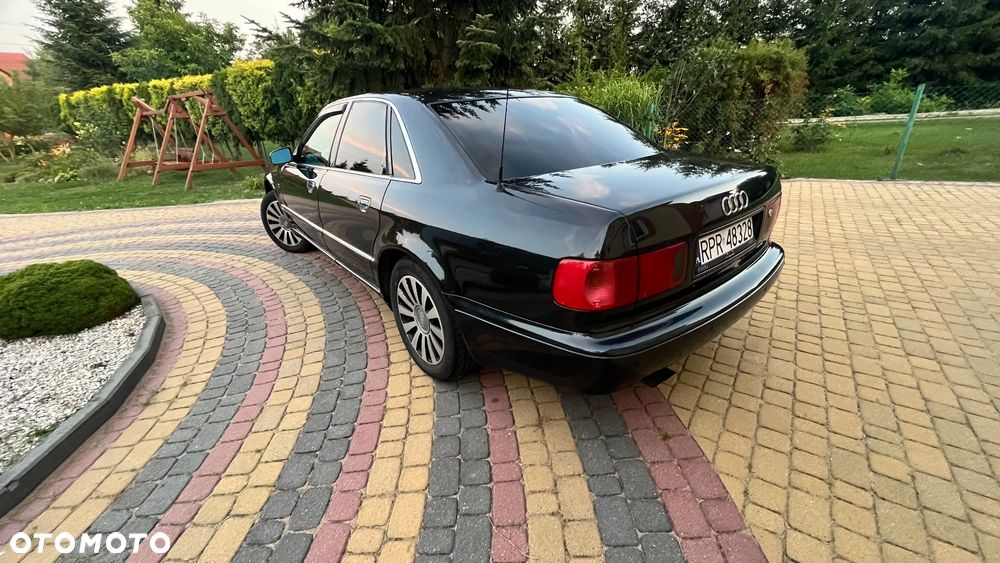 Audi A8 - 3