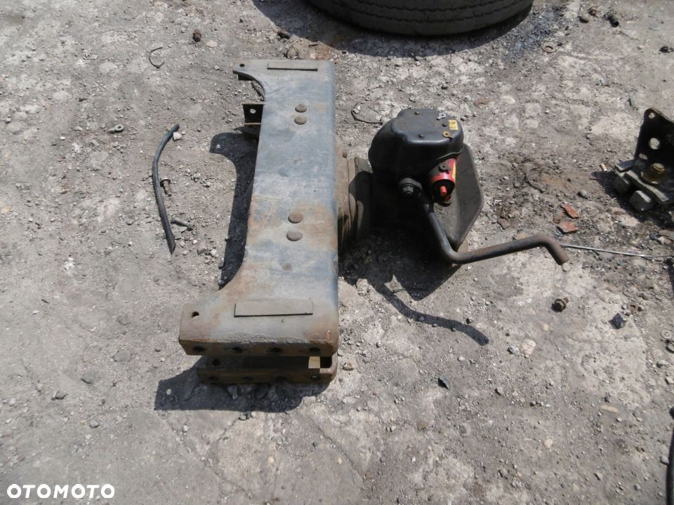 Zaczep do przyczepy belka tył Scania R - 3