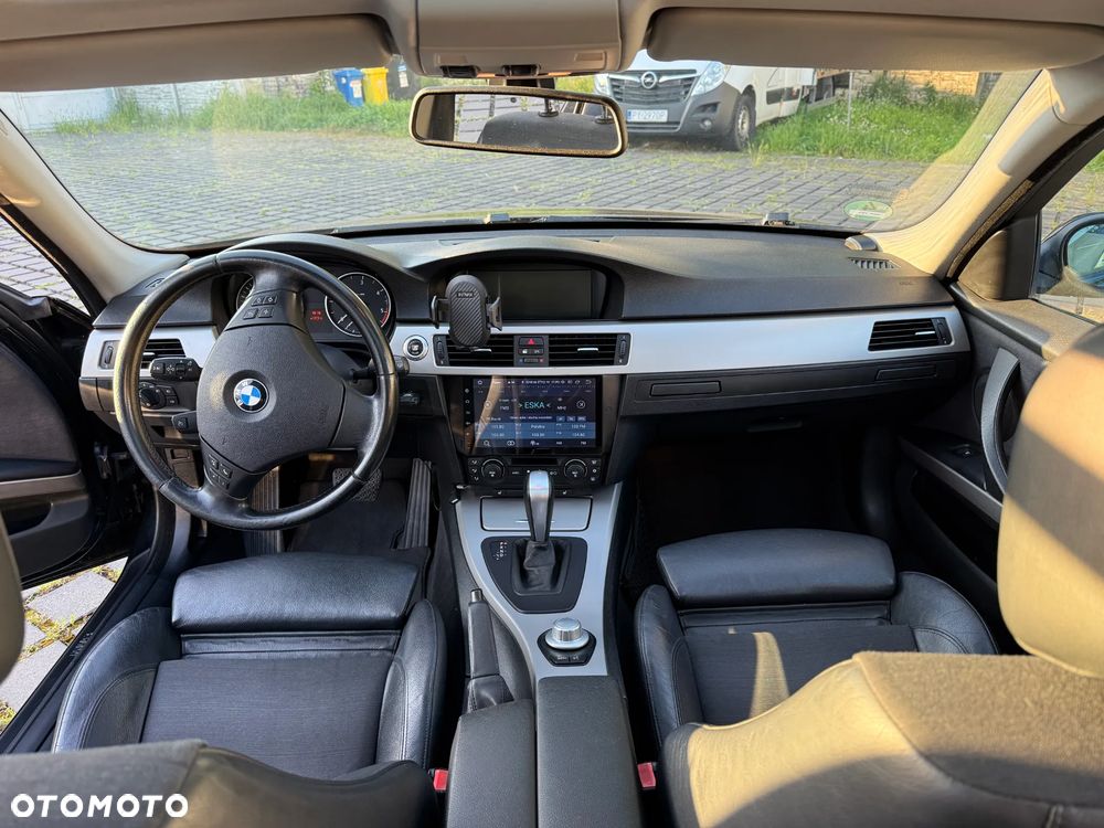 BMW Seria 3 320d DPF - 8
