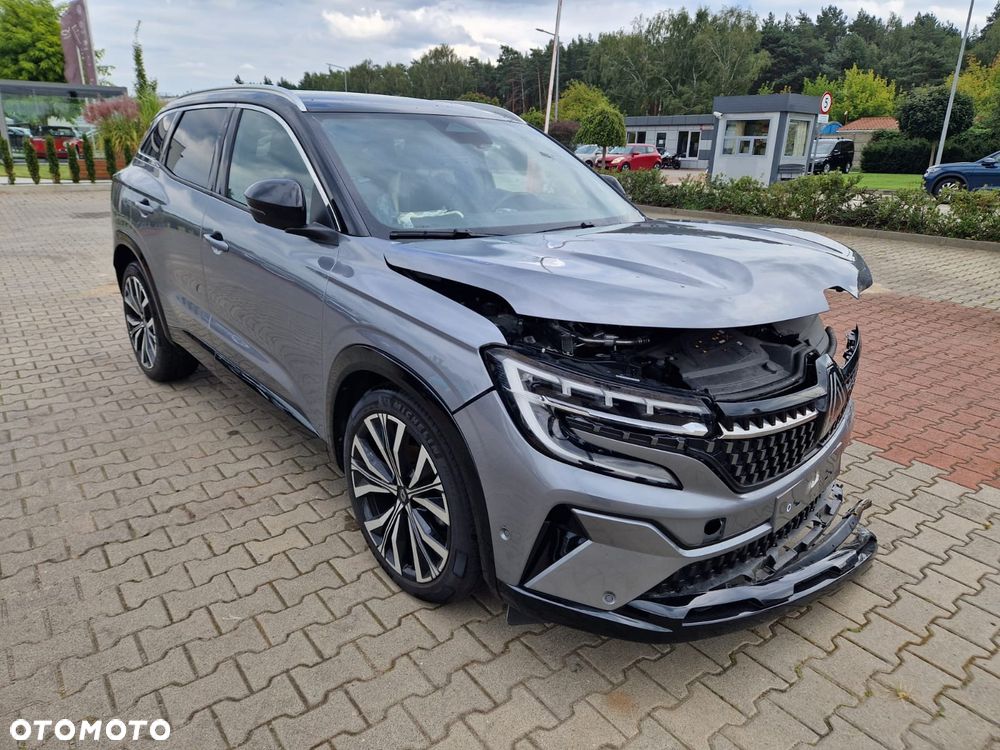 Renault Austral 1.3 TCe mHEV Iconic - 8
