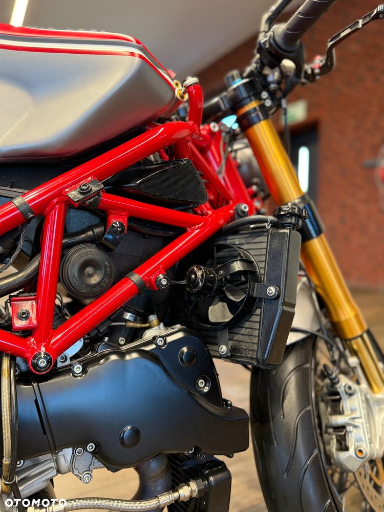 Ducati 999 - 22