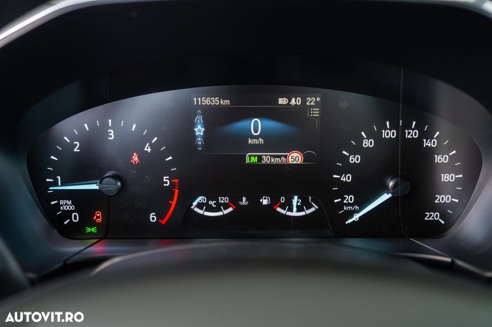 Ford Kuga - 18