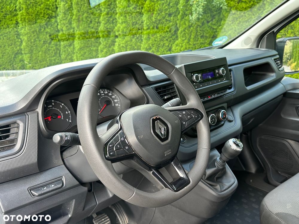 Renault / TRAFIC / 2.0 / L2H1 / LONG / - 22