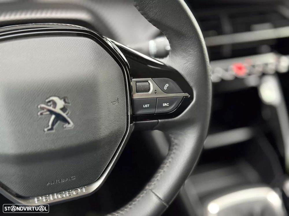 Peugeot 208 1.2 PureTech Active Pack - 18