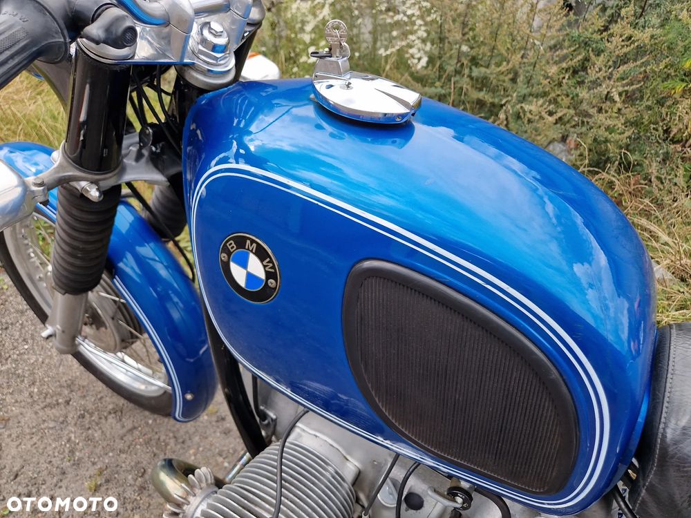 BMW R - 12