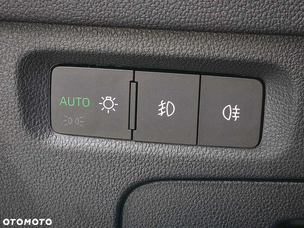 Skoda Octavia 2.0 TDI Ambition - 22