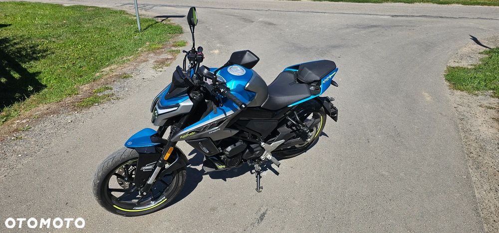 CFMoto NK - 7