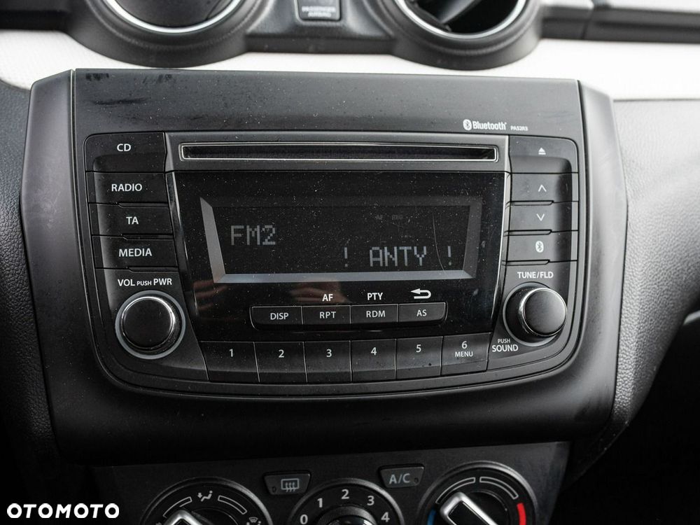 Suzuki Swift - 19