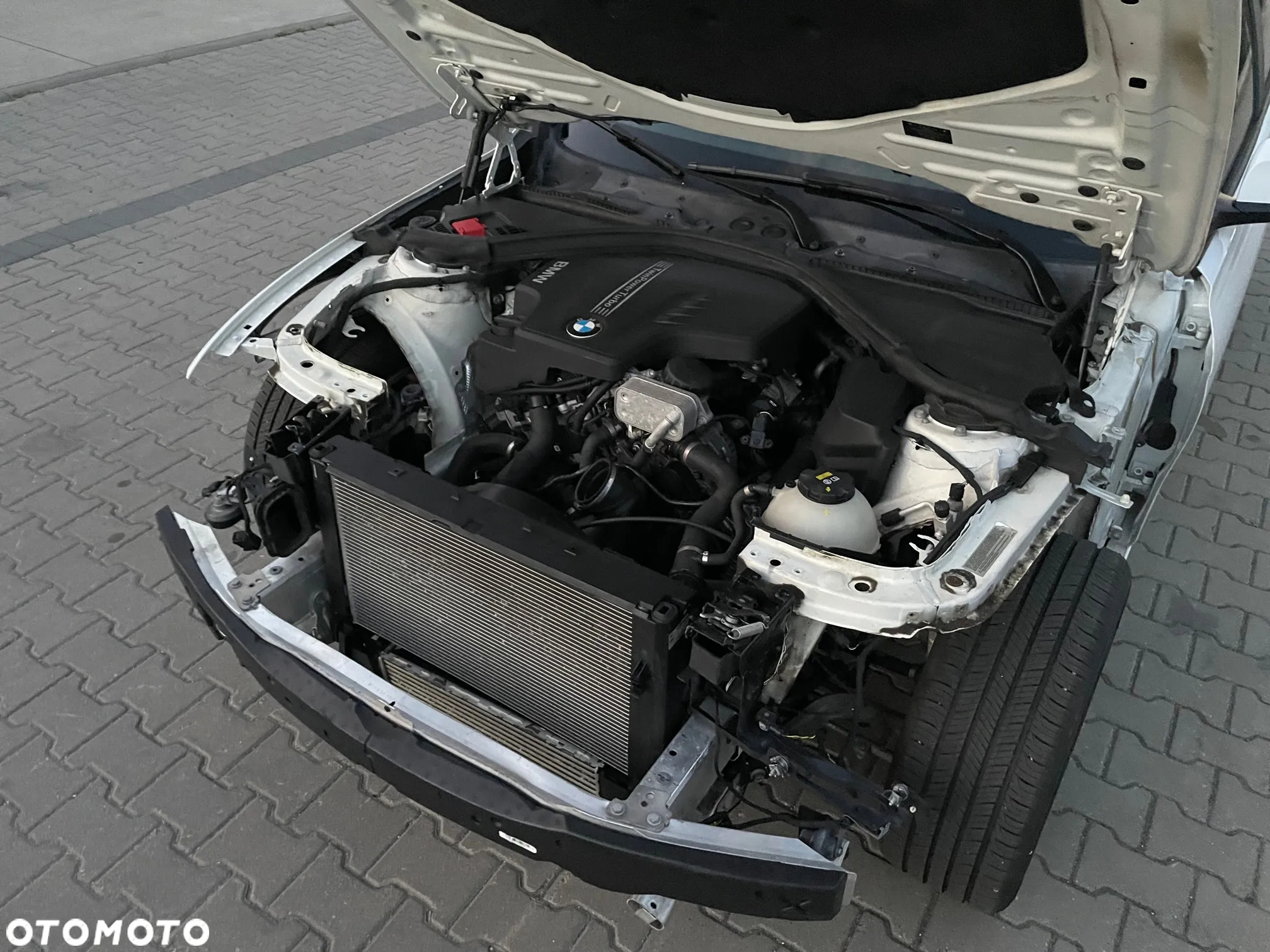BMW Seria 3 320i - 18