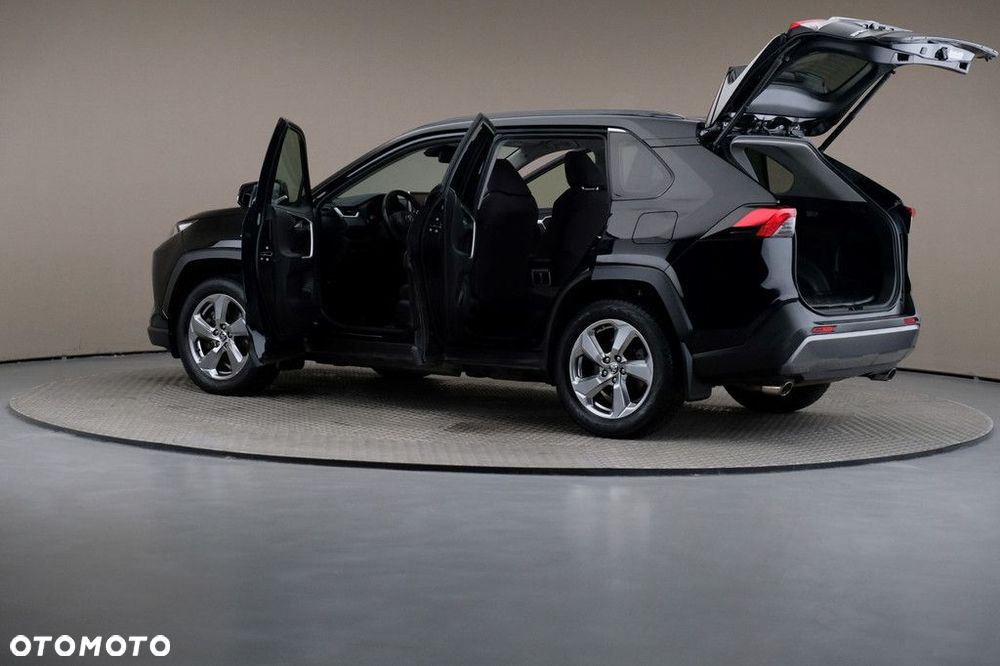 Toyota RAV4 - 7