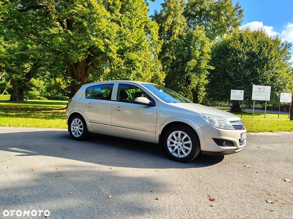 Opel Astra - 1