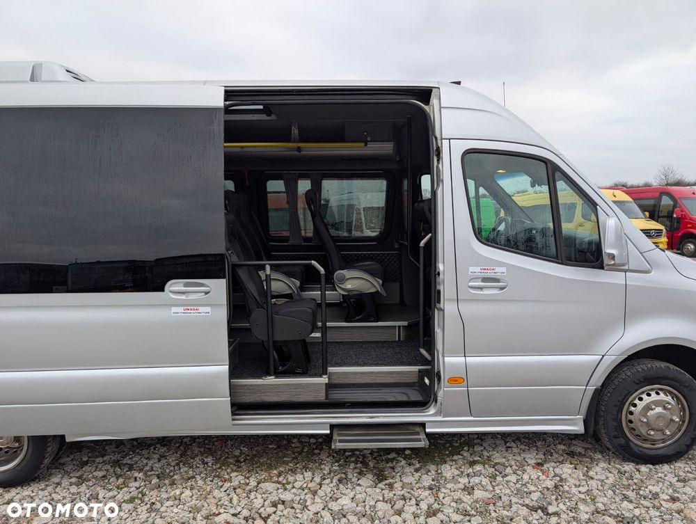 Mercedes-Benz Sprinter 519 - 14