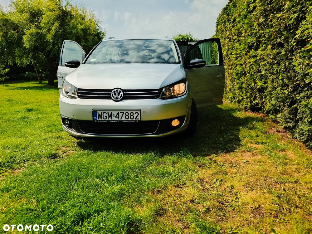 Volkswagen Touran 2.0 TDI DPF STYLE - 39