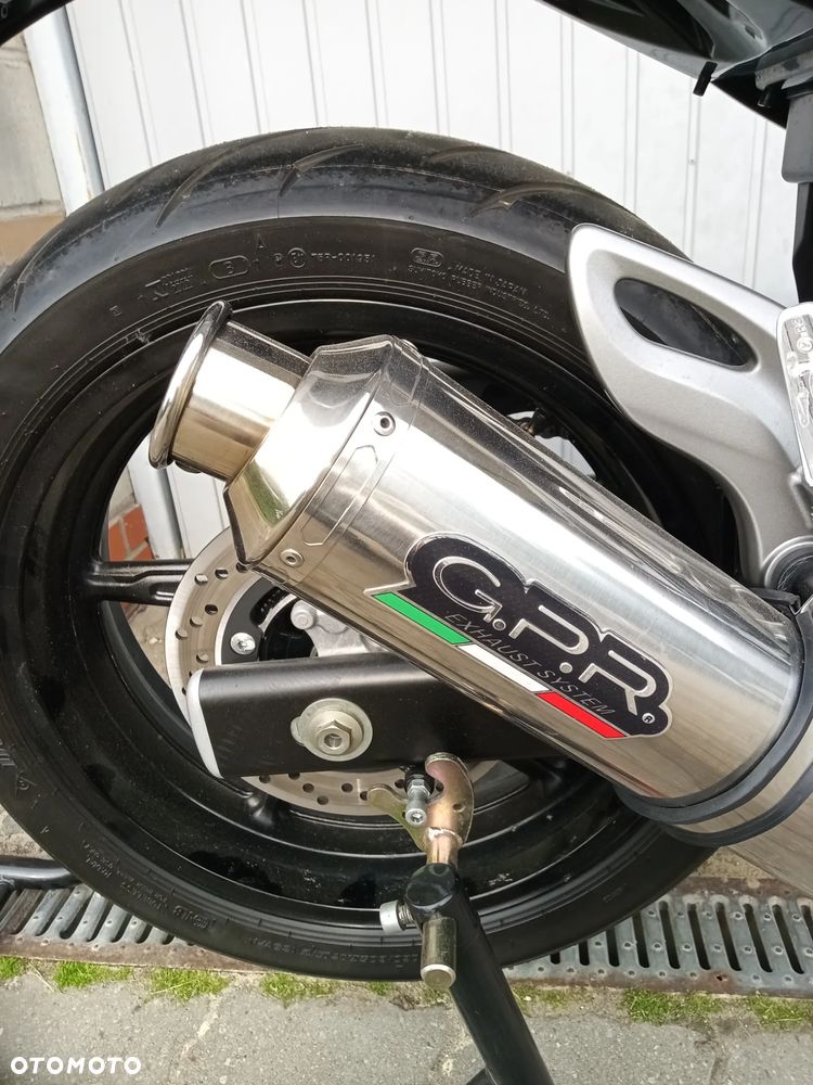 Suzuki Gladius - 13