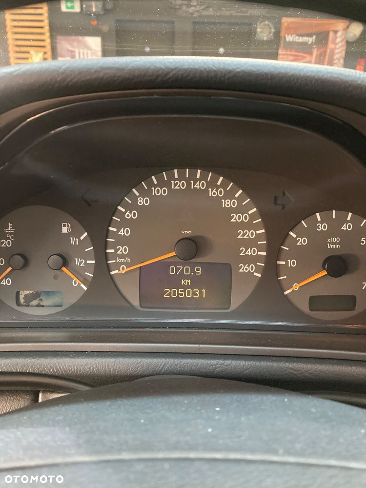 Mercedes-Benz CLK - 18