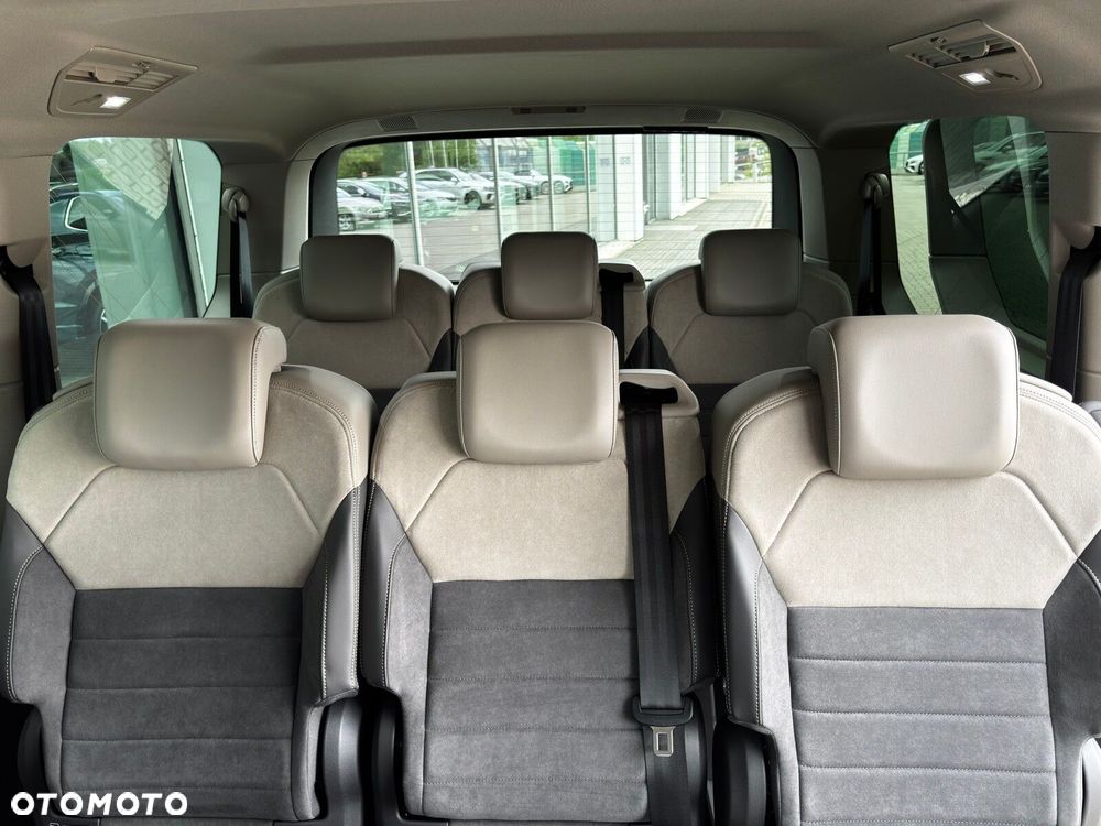 Volkswagen multivan EDITION 2.0 TDI 150 KM 7-DSG 8m L2 - 15
