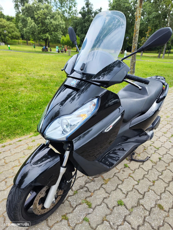 Piaggio X  7 300 Evo