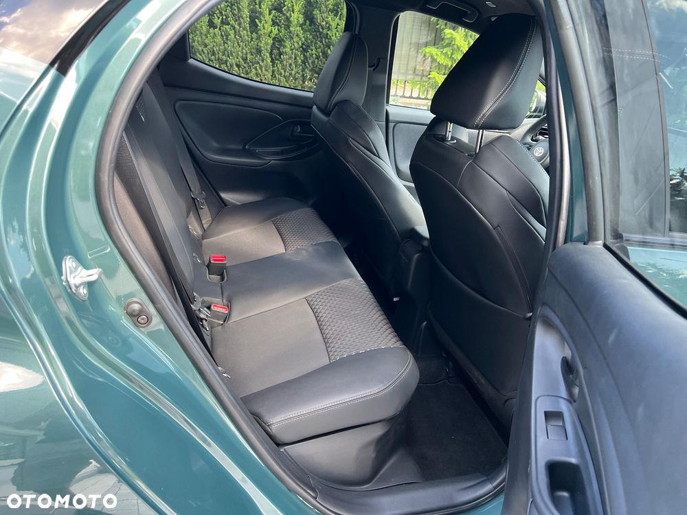 Toyota Yaris Hybrid 1.5 Executive - 12