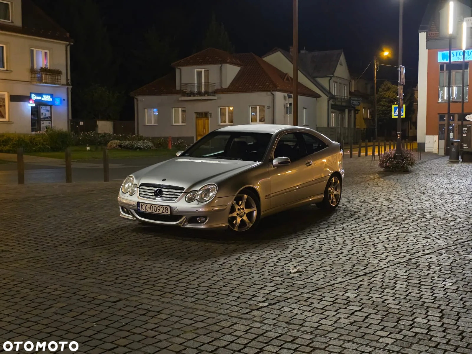 Mercedes-Benz Klasa C 230 Sportcoupe Sport Edition - 19