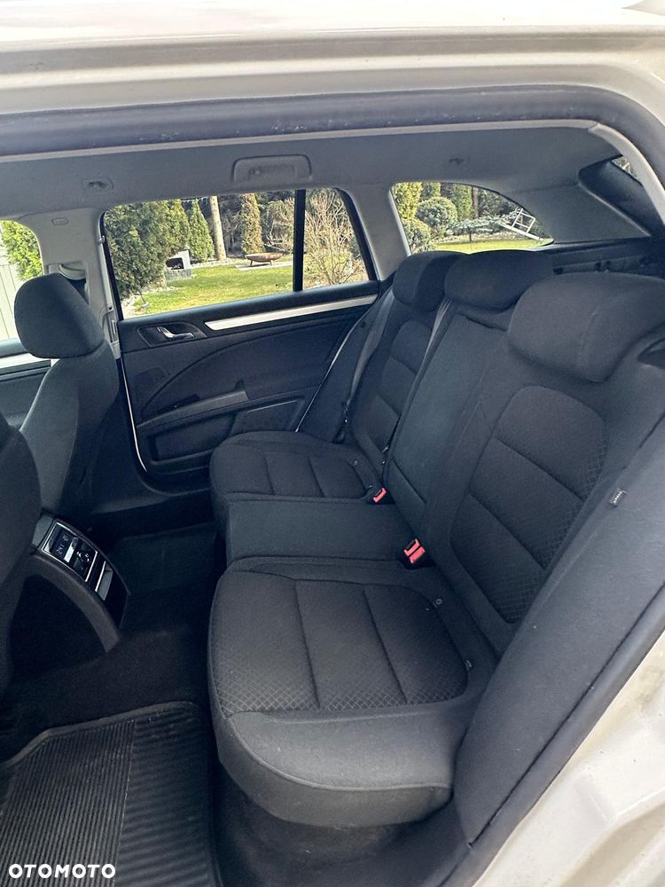 Skoda Superb 2.0 TDI 4x4 Elegance DSG - 19
