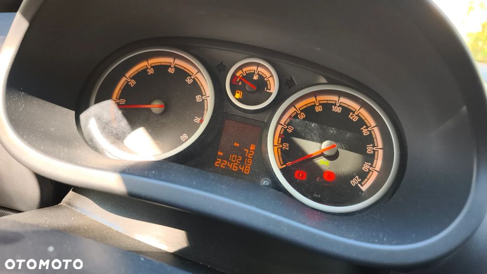 Opel Corsa 1.2 16V - 5