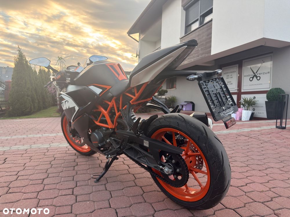 KTM RC 125 - 6