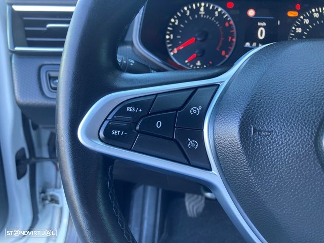 Renault Clio TCe 100 INTENS - 12